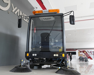 揚子掃地機(jī)